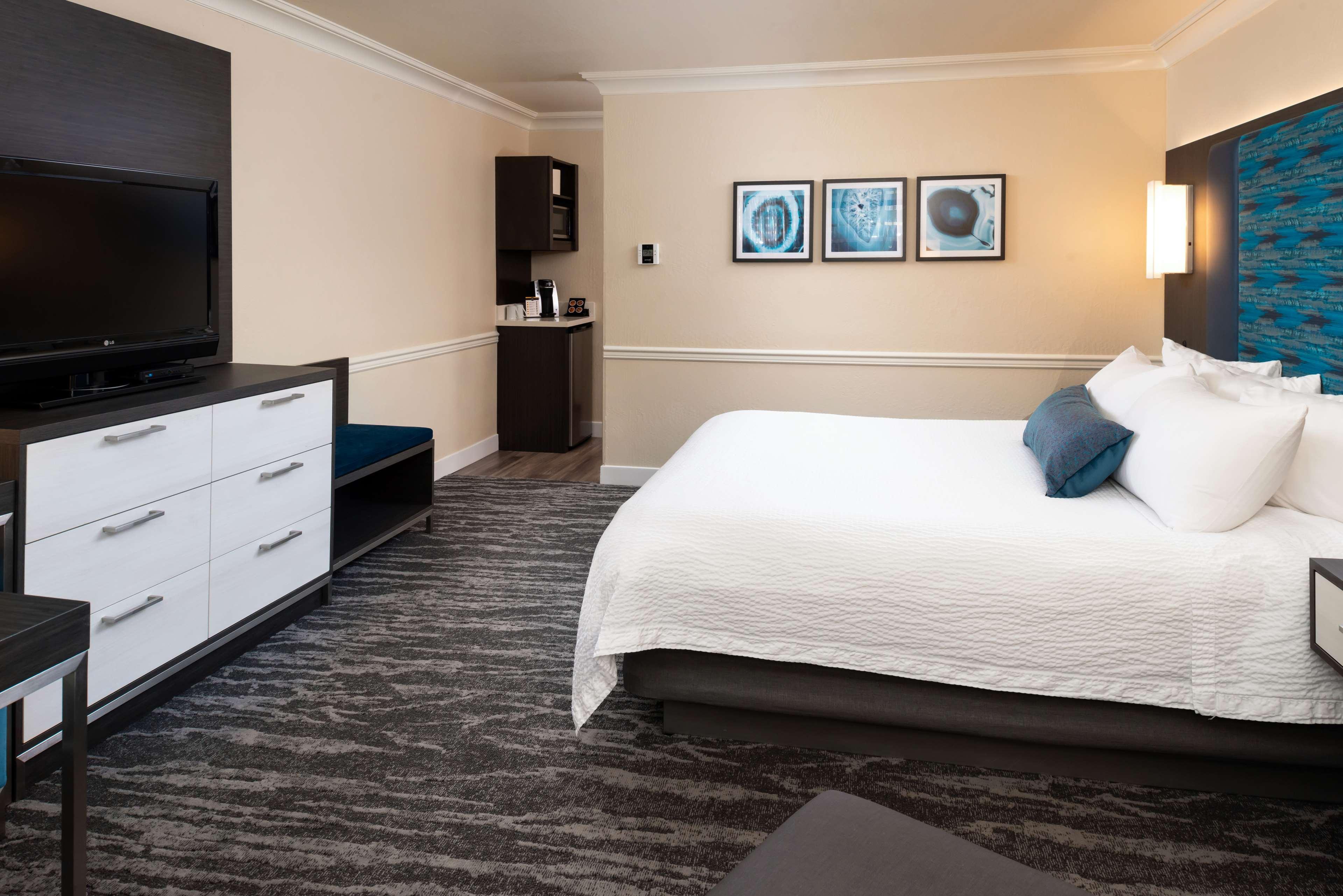 Best Western Plus Novato Oaks Inn Екстериор снимка