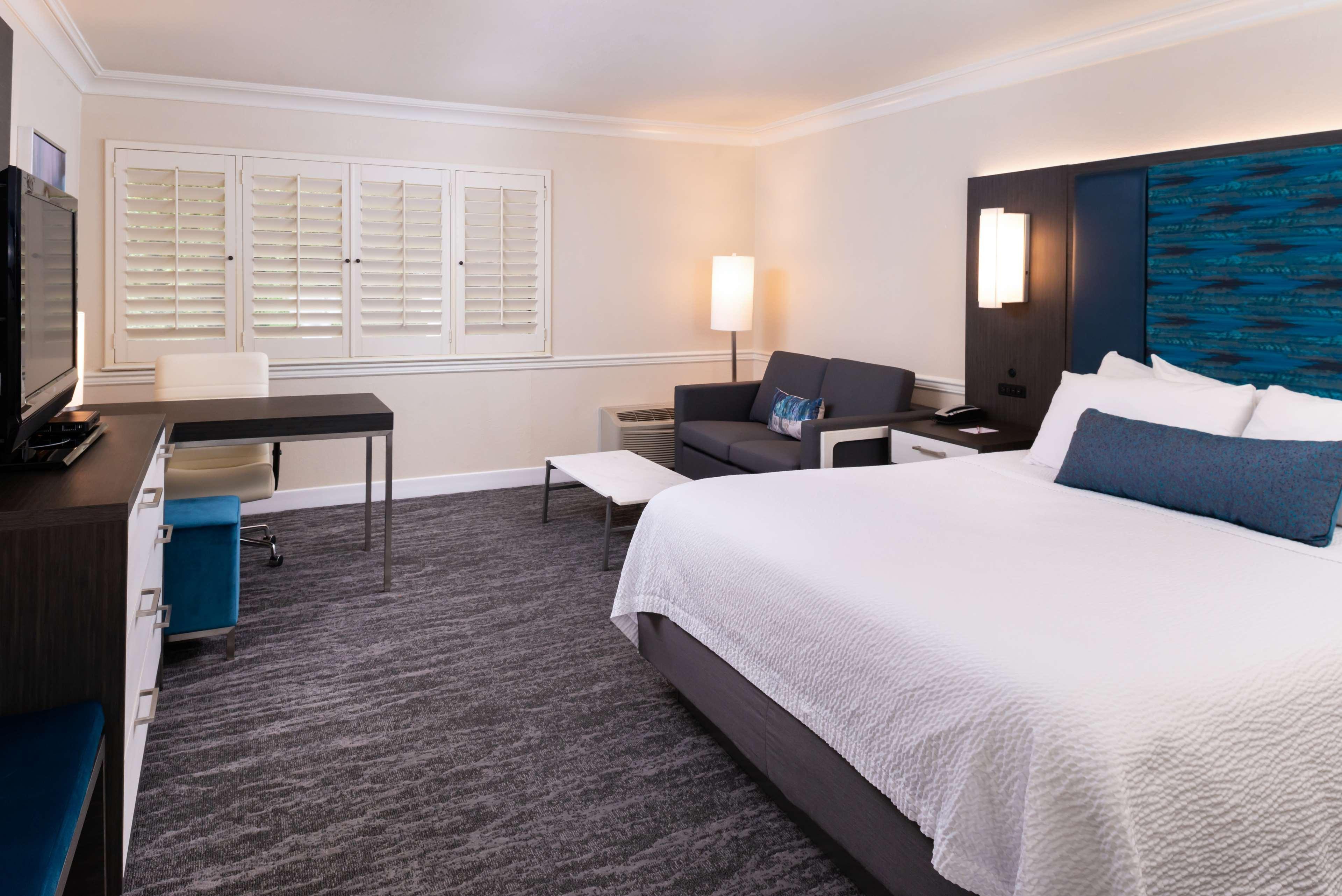Best Western Plus Novato Oaks Inn Екстериор снимка