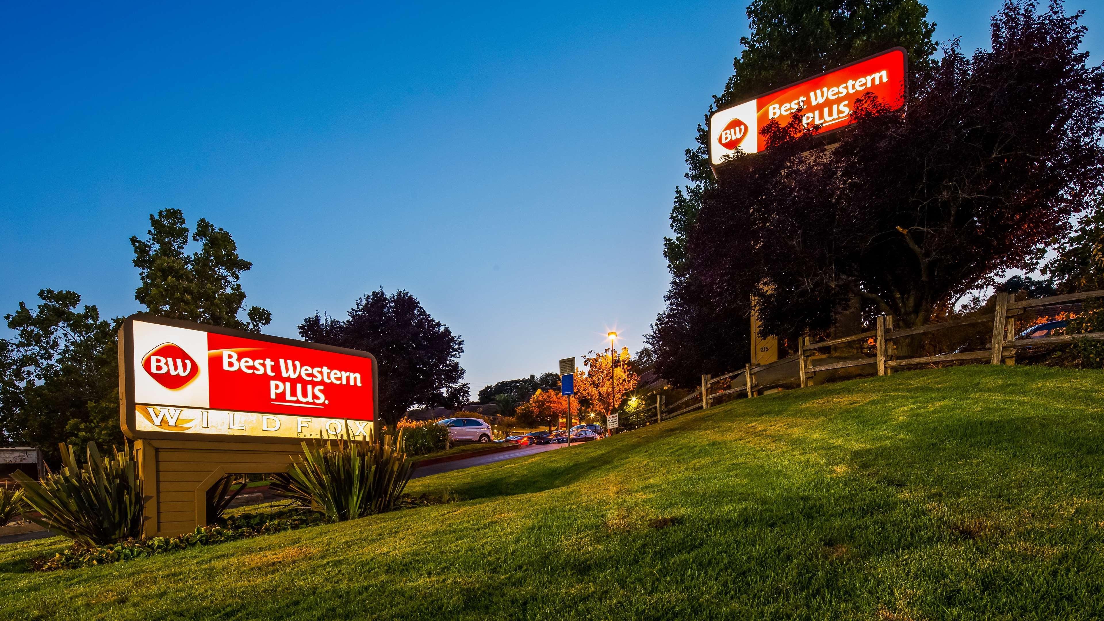 Best Western Plus Novato Oaks Inn Екстериор снимка