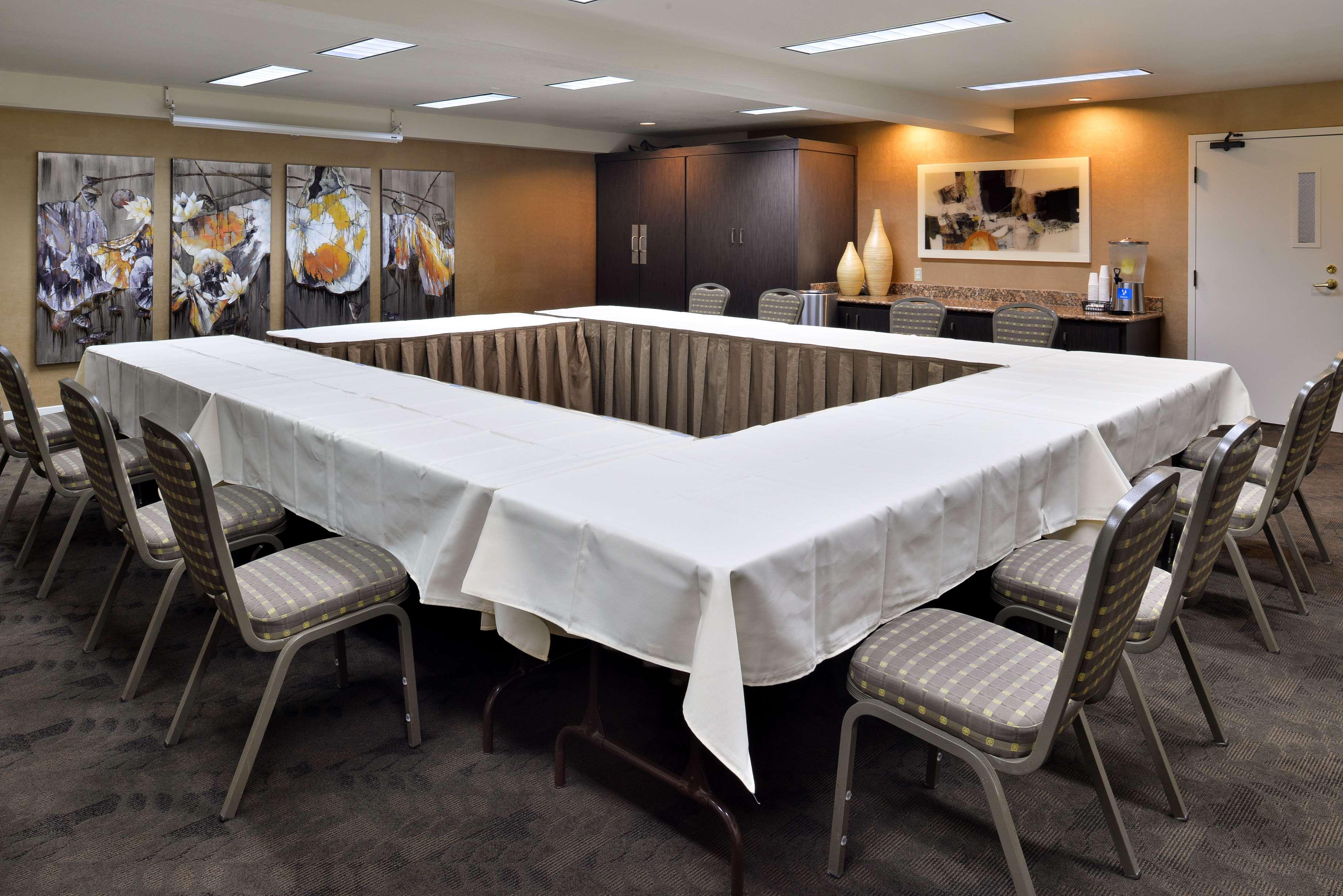 Best Western Plus Novato Oaks Inn Екстериор снимка
