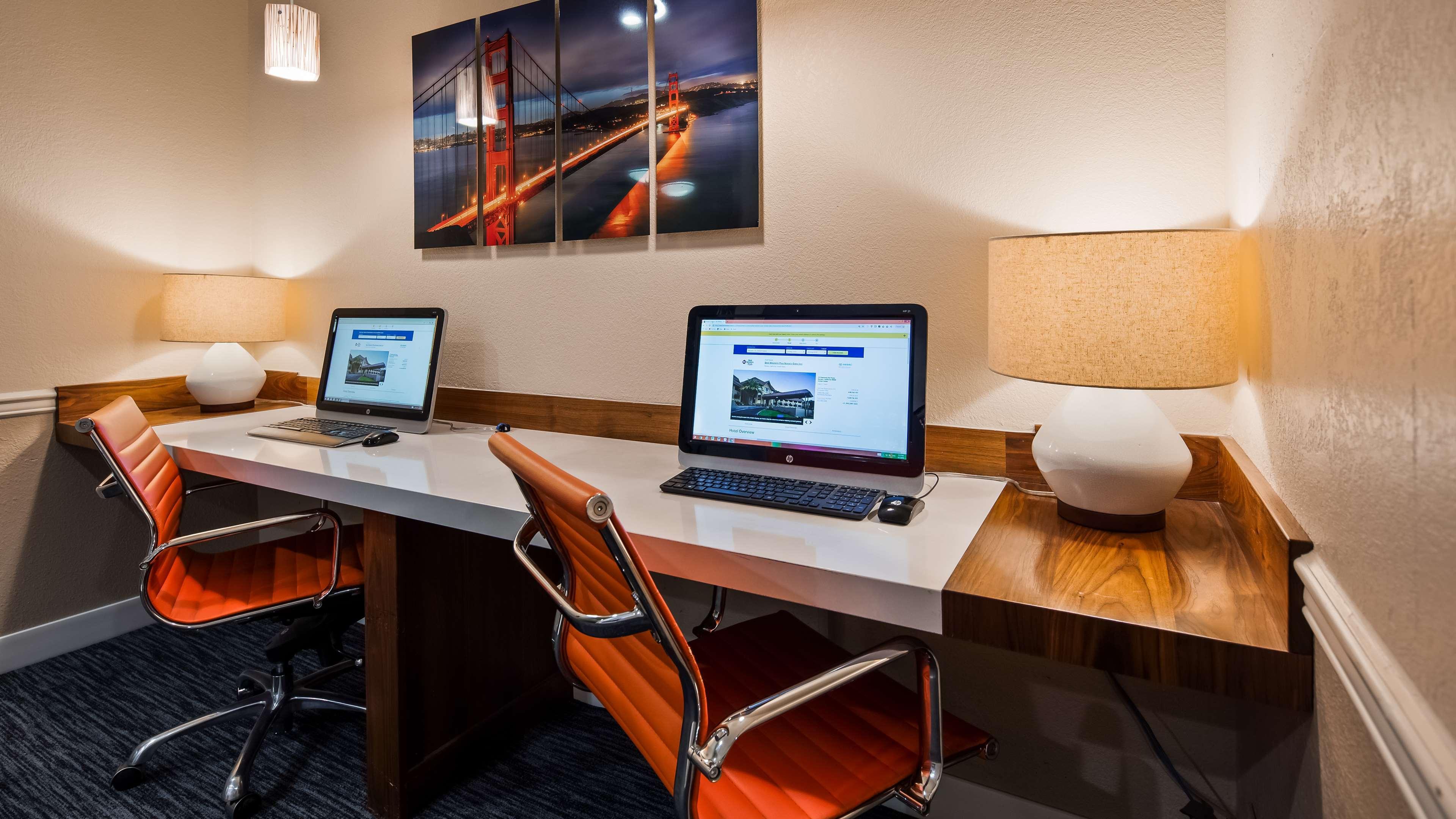 Best Western Plus Novato Oaks Inn Екстериор снимка