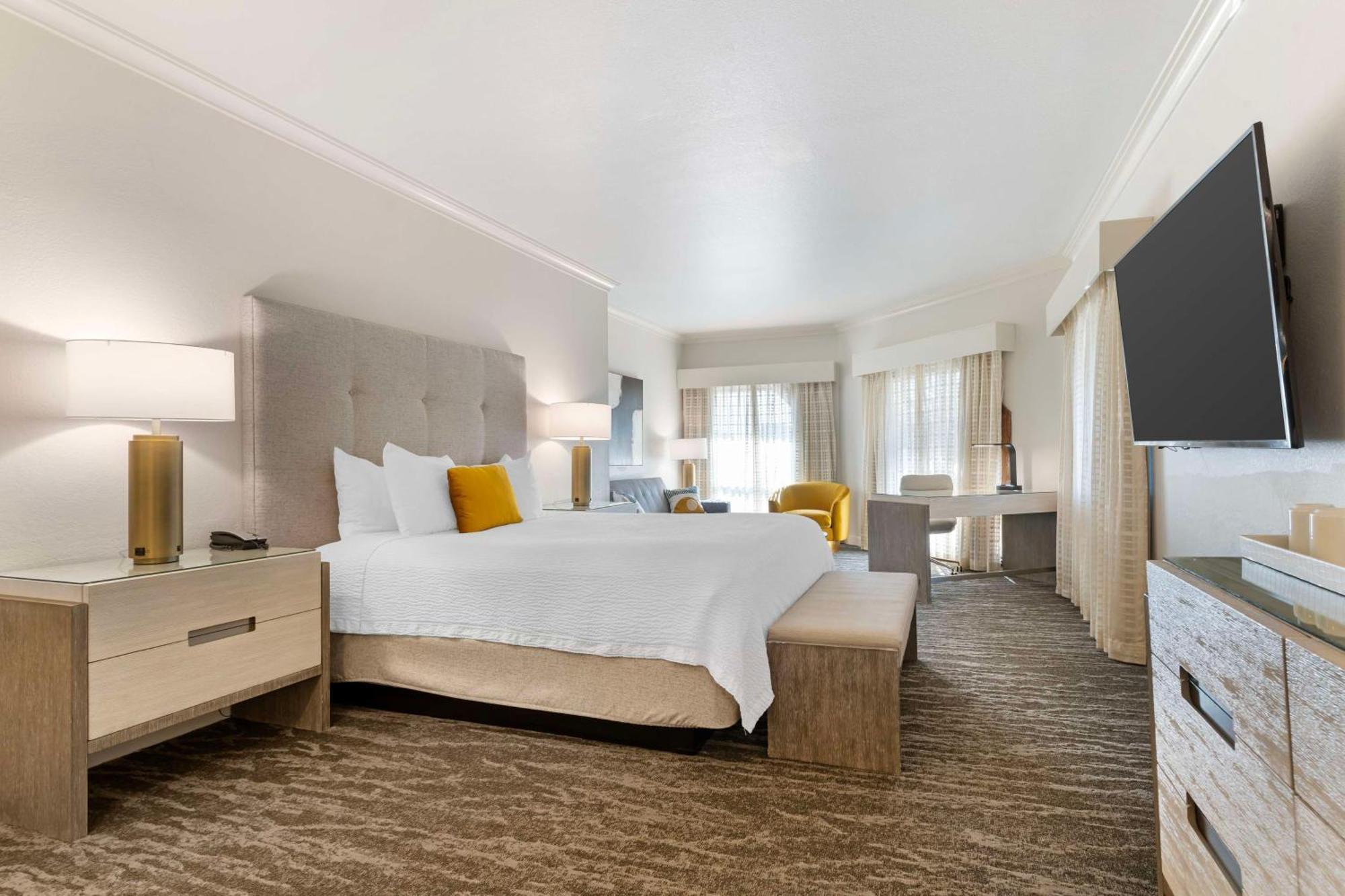 Best Western Plus Novato Oaks Inn Екстериор снимка