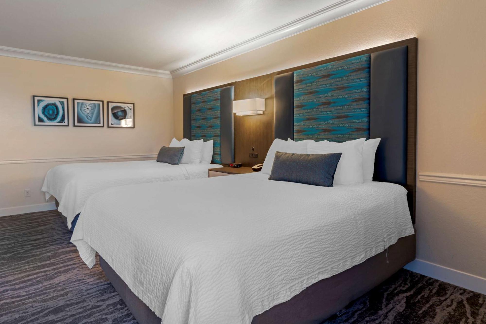 Best Western Plus Novato Oaks Inn Екстериор снимка