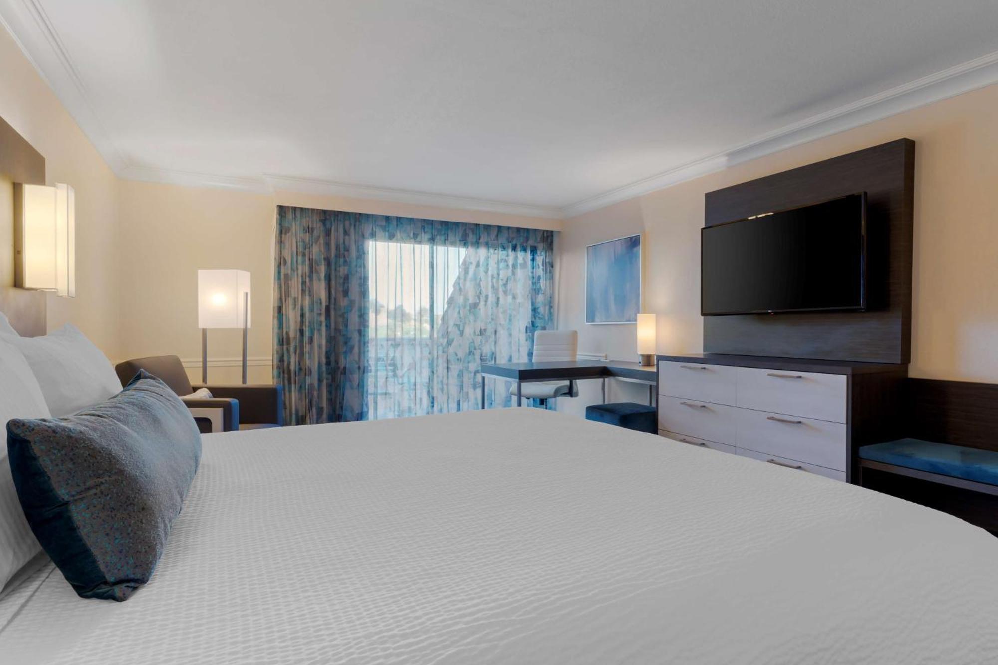 Best Western Plus Novato Oaks Inn Екстериор снимка