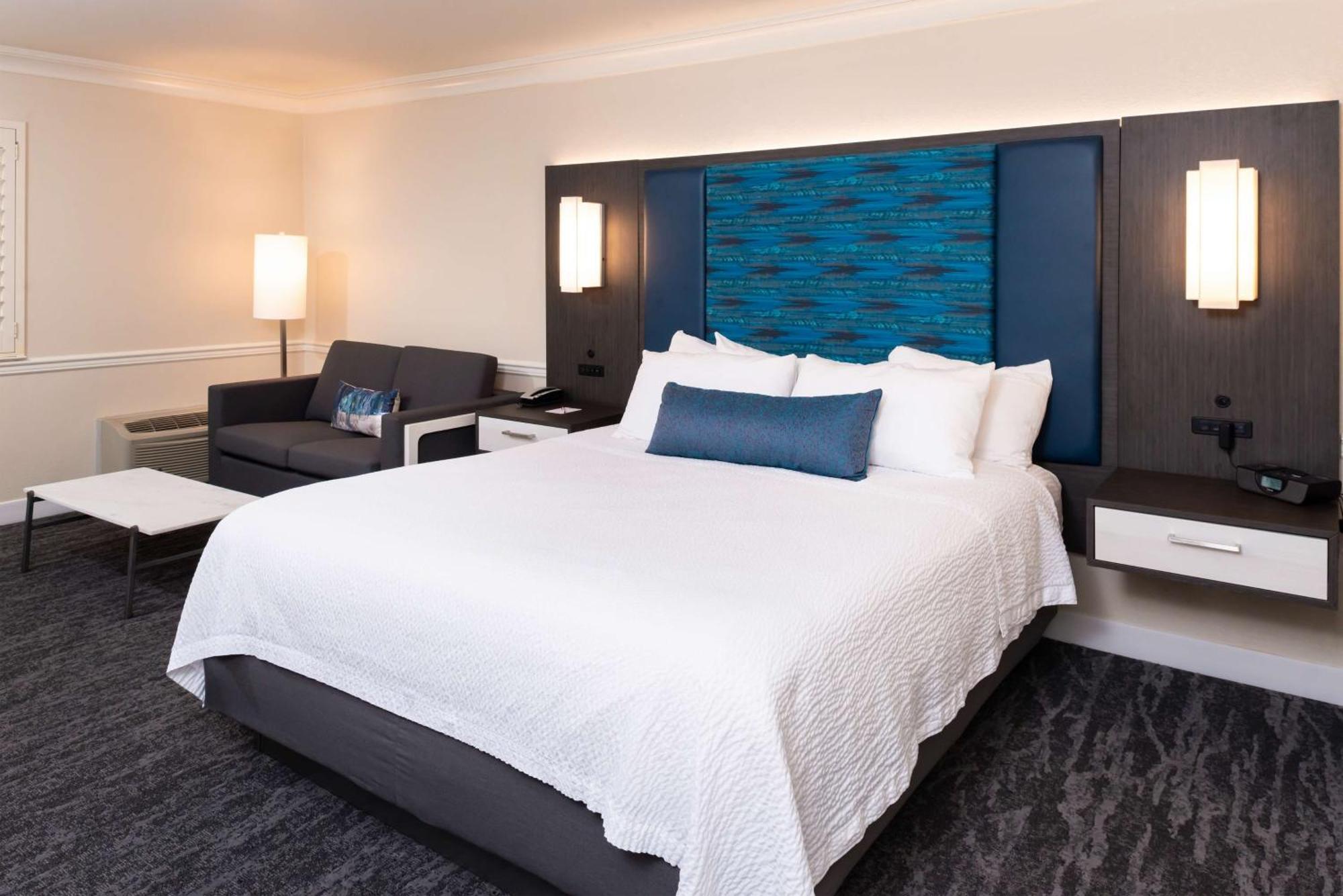 Best Western Plus Novato Oaks Inn Екстериор снимка