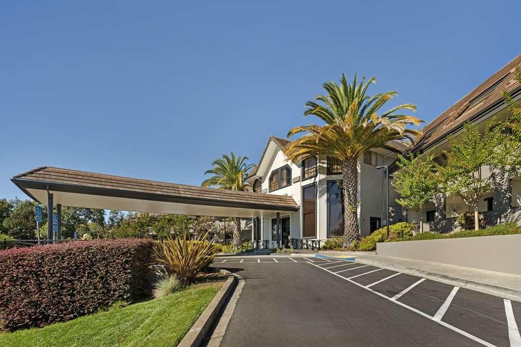 Best Western Plus Novato Oaks Inn Екстериор снимка